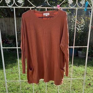 Women's Crew Neck Sweater - Rust